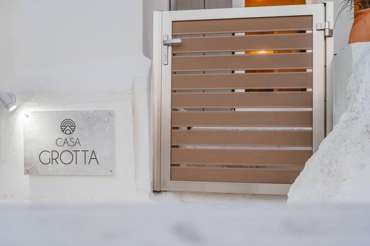 Casa Grotta With Sea & Cave View Hotel Матала Екстериор снимка